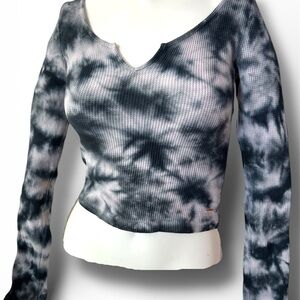 PINK Victoria's Secret Black & White Tie-Dye Thermal Long Sleeve Top Waffle Knit